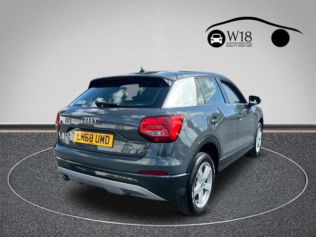 Audi Q2 Tdi 30 Sport Suv LM68UMD Grey #3