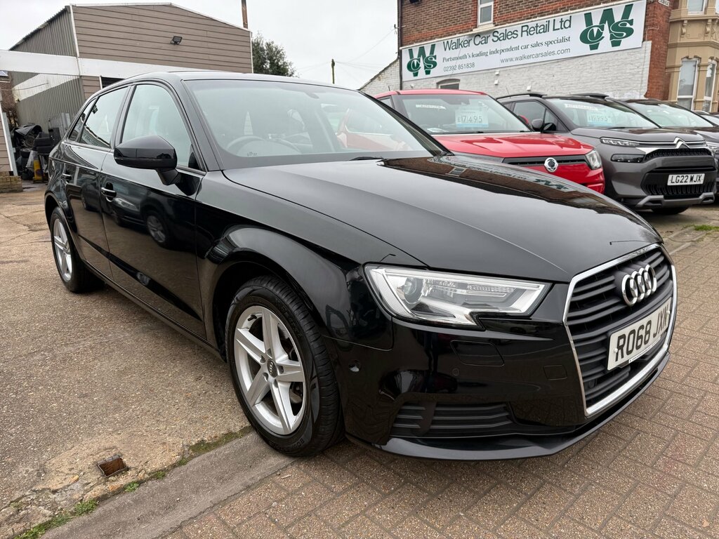 Audi A3 1.6 Tdi 30 Se Technik Sportback S Troni Black #3