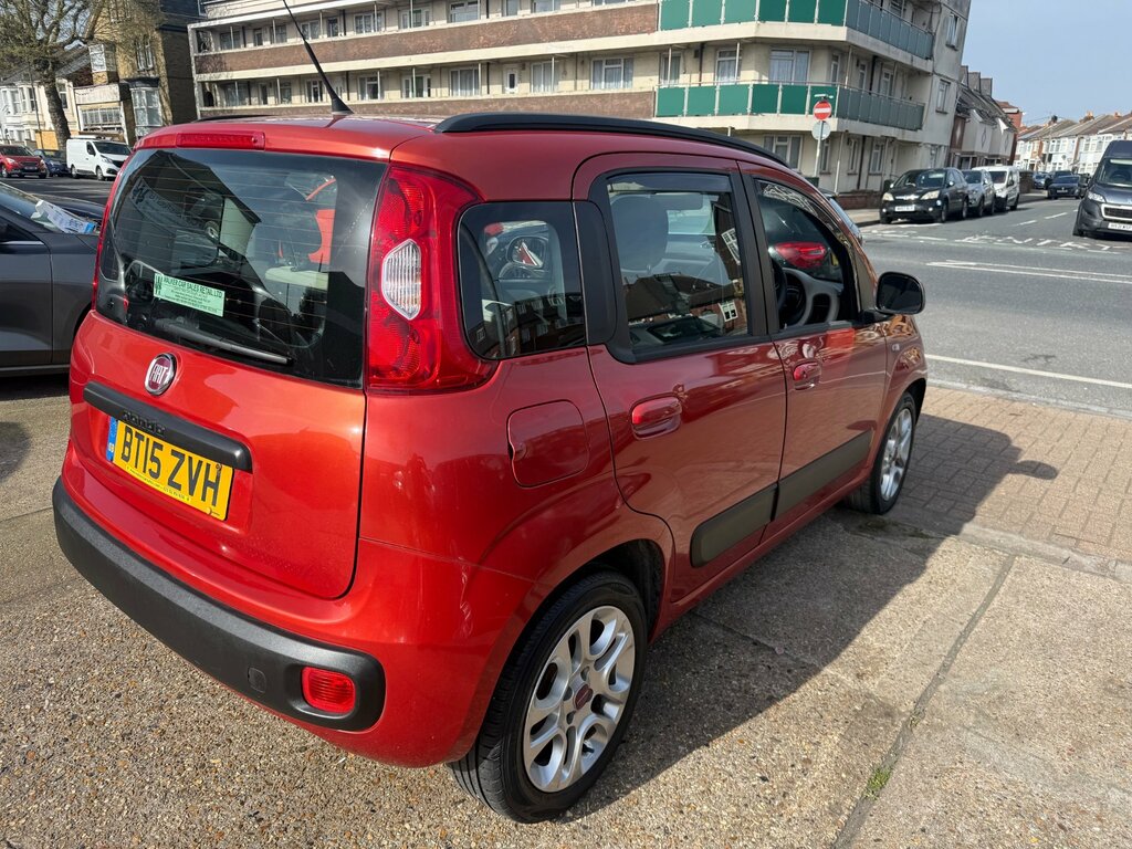 Fiat Panda 1.2 Lounge Hatchback Euro 6 69 BT15ZVH Red #4