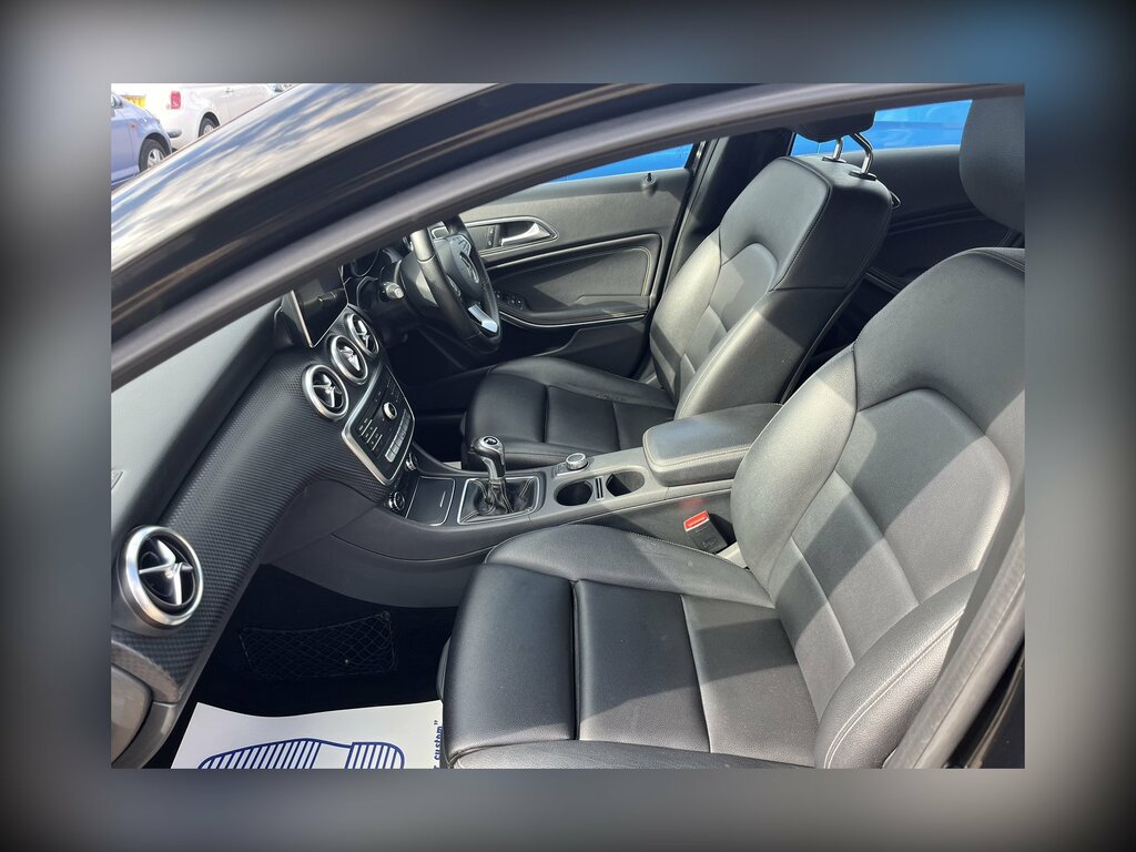 Mercedes-Benz A Class A180d Sport MX16VVT Black #5