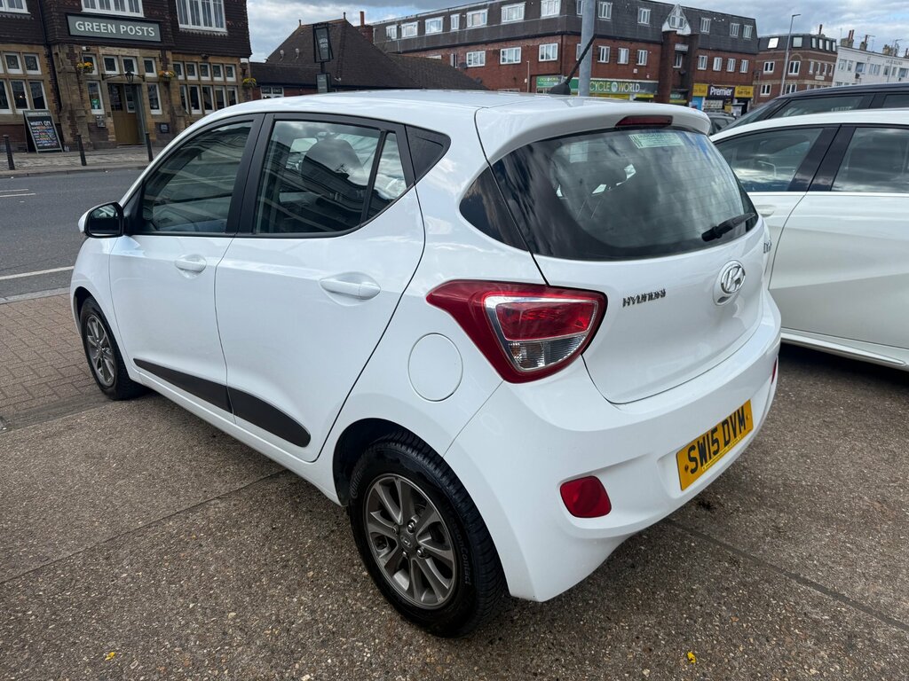 Hyundai I10 1.0 Premium Hatchback Euro 5 66 SW15DVM White #4