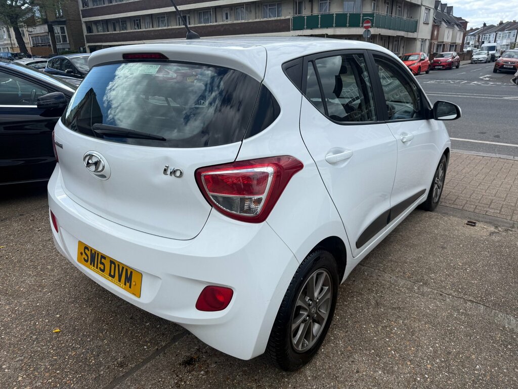 Hyundai I10 1.0 Premium Hatchback Euro 5 66 SW15DVM White #6