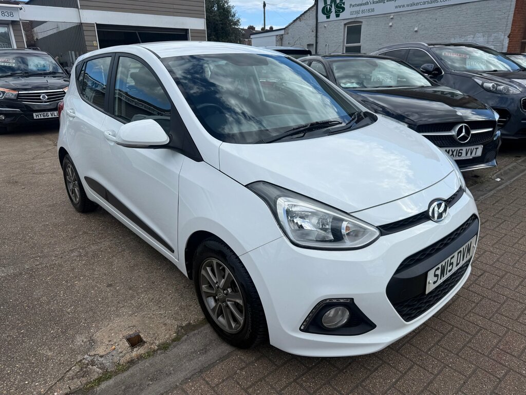 Hyundai I10 1.0 Premium Hatchback Euro 5 66 SW15DVM White #3