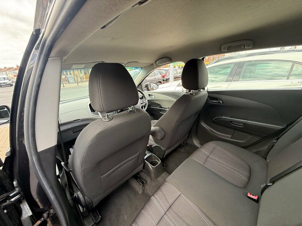 Chevrolet Aveo Aveo Ls Black #14