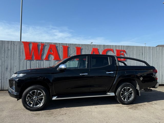 Mitsubishi L200 Pickup Black
