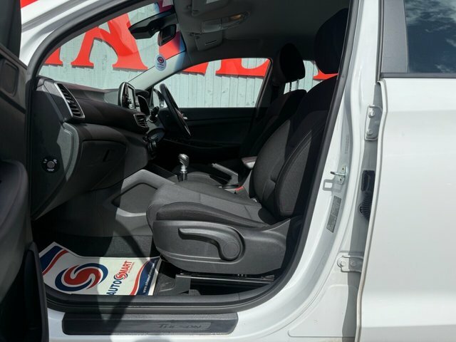 Hyundai Tucson Gdi S Connect FL69GXJ White #2