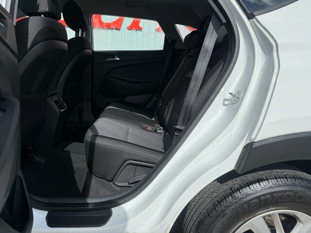 Hyundai Tucson Gdi S Connect FL69GXJ White #3