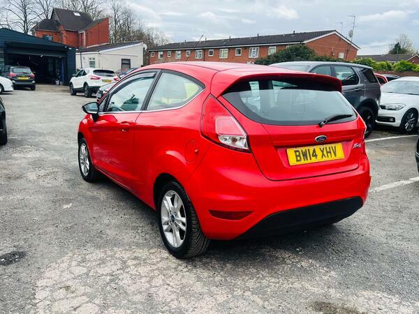 Ford Fiesta 1.25 Zetec Euro 5 BW14XHV Red #3