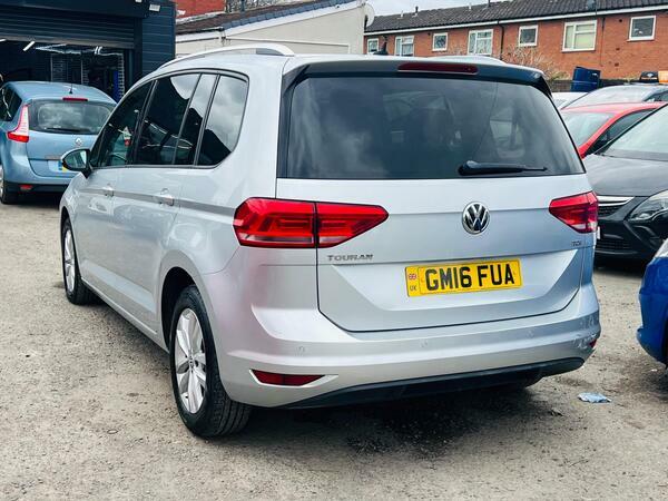 Volkswagen Touran 1.6 Tdi Bluemotion Tech Se Family Dsg Euro 6 Ss Silver #3