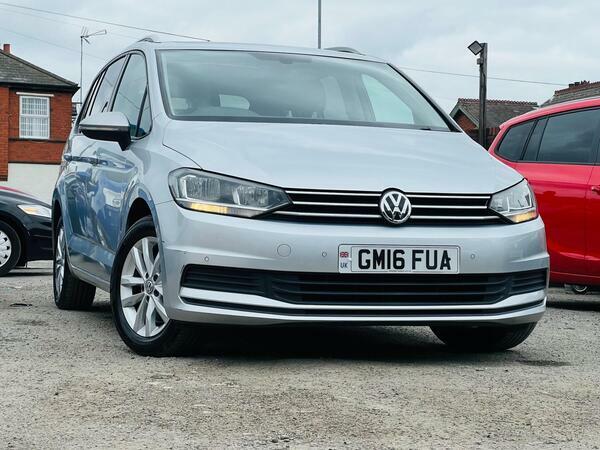 Volkswagen Touran 1.6 Tdi Bluemotion Tech Se Family Dsg Euro 6 Ss Silver #4