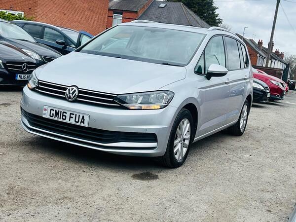 Volkswagen Touran 1.6 Tdi Bluemotion Tech Se Family Dsg Euro 6 Ss Silver #2