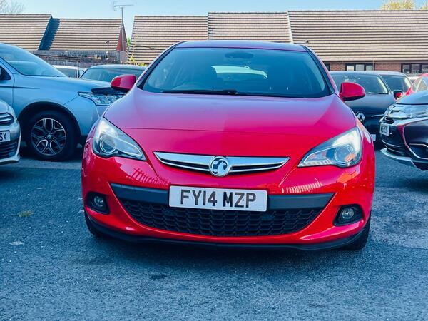 Vauxhall Astra GTC 1.4T Sri Euro 5 Red #6