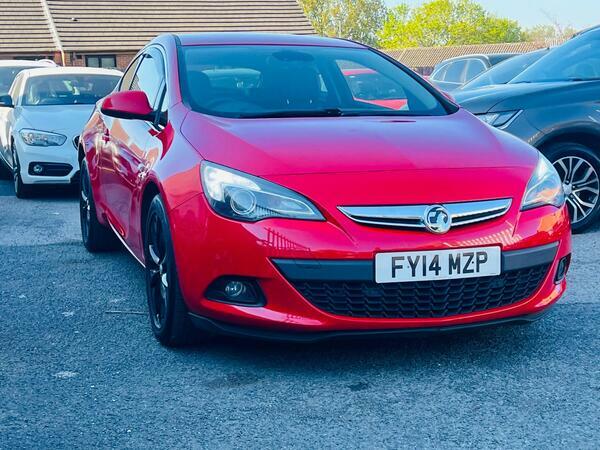Vauxhall Astra GTC 1.4T Sri Euro 5 Red #5