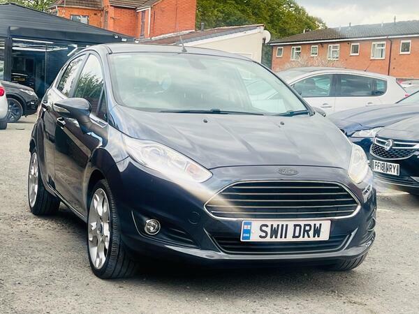 Ford Fiesta 1.6 Titanium Powershift Euro 5 SW11DRW Grey #6