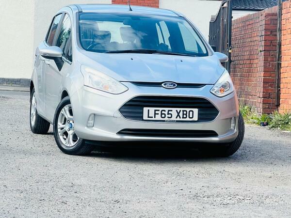 Ford B-Max 1.6 Zetec Powershift Euro 5 Silver
