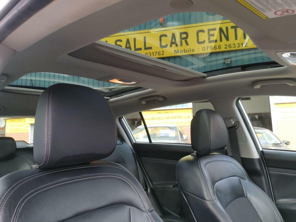 Kia Sportage 1.7 Crdi Ecodynamics 2 2Wd Euro 5 S S ML13WGU White #2