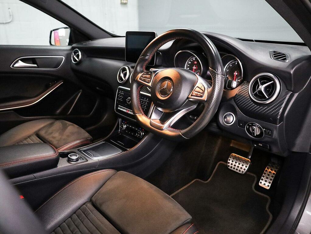 Mercedes-Benz A Class A 200 Amg Line DG67AHJ Grey #3