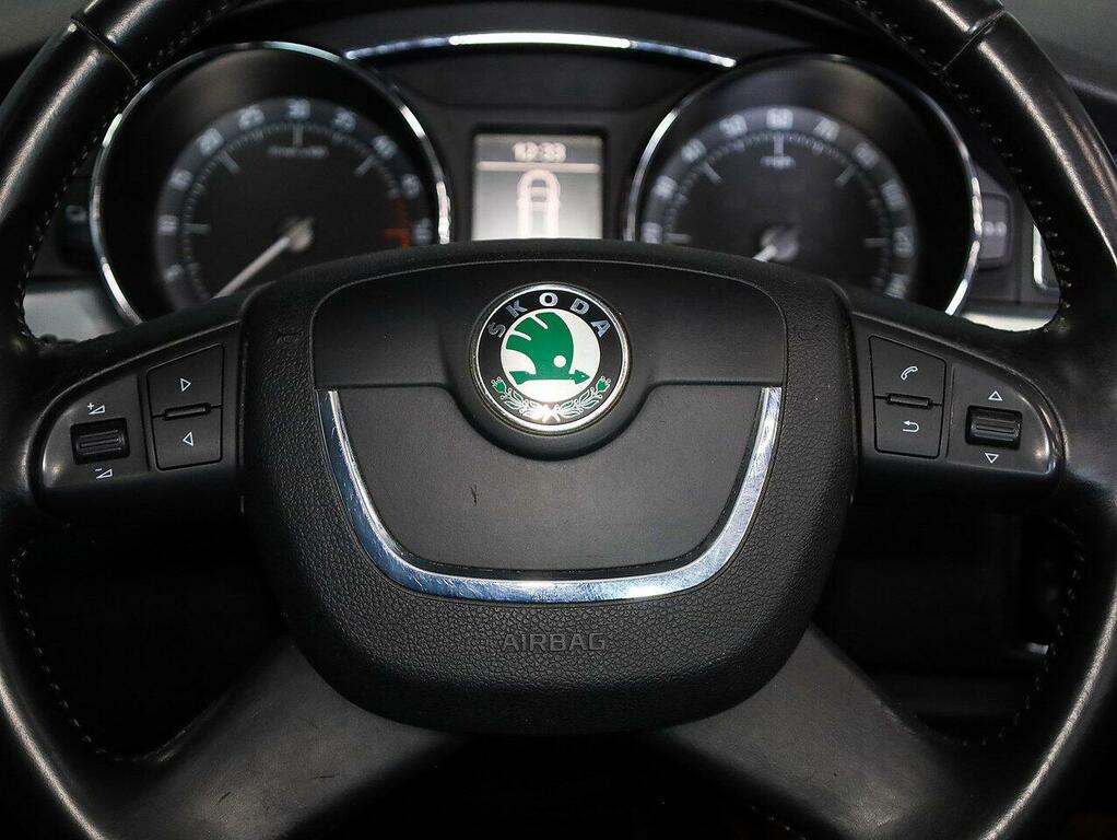 Skoda Superb 2.0 Se Tdi Silver #15