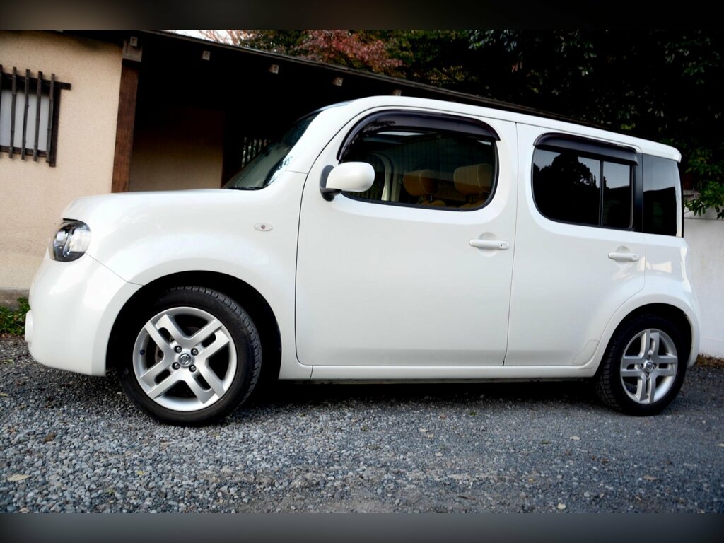 Nissan Cube Hatchback Brown #13