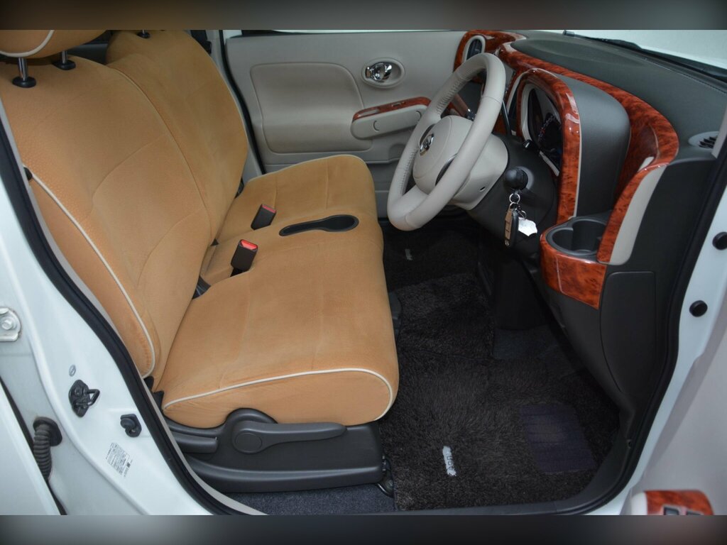 Nissan Cube Hatchback Brown #20