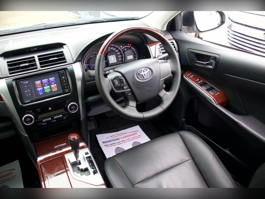 Toyota Camry Excel White #14