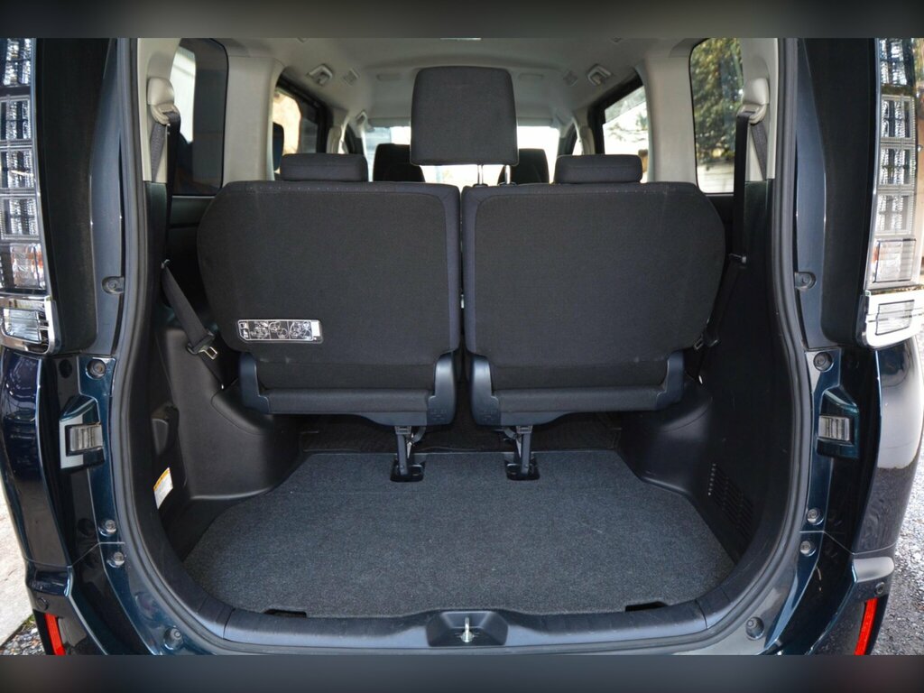 Toyota Voxy Eletricdoorlowmilesulez Black #32