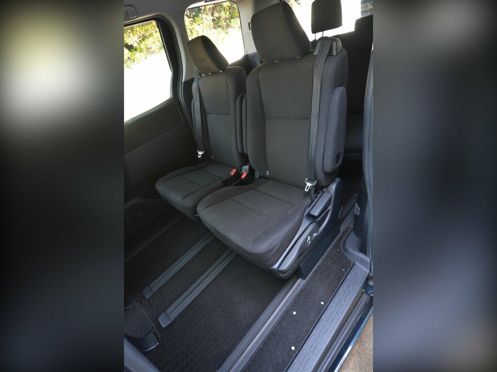 Toyota Voxy Eletricdoorlowmilesulez Black #25