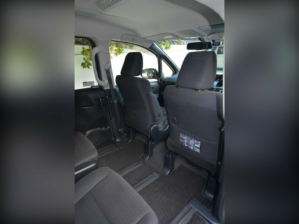 Toyota Voxy Eletricdoorlowmilesulez Black #18
