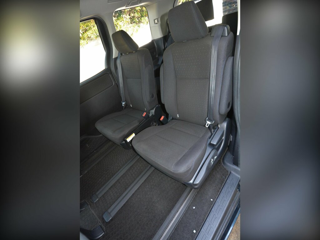 Toyota Voxy Eletricdoorlowmilesulez Black #24