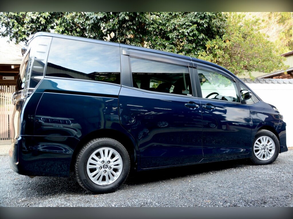 Toyota Voxy Eletricdoorlowmilesulez Black #7