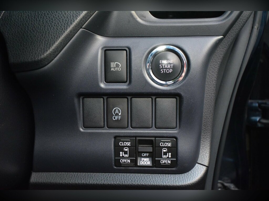 Toyota Voxy Eletricdoorlowmilesulez Black #39