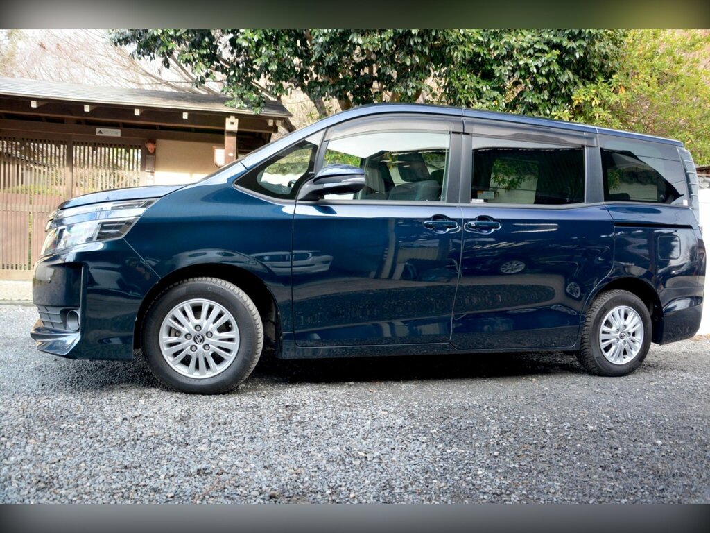 Toyota Voxy Eletricdoorlowmilesulez Black #10