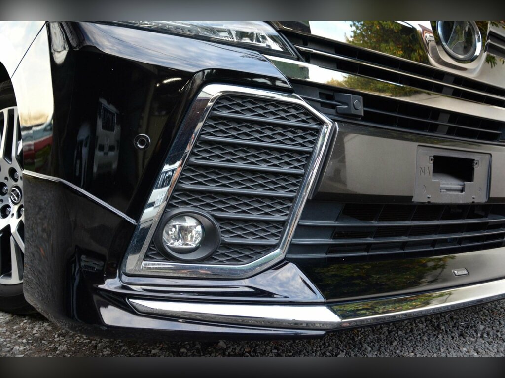 Toyota Vellfire Hybrid Black #21