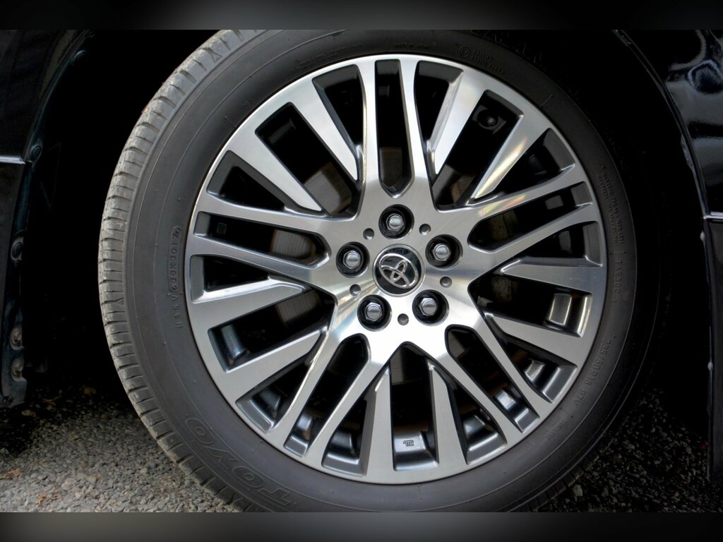 Toyota Vellfire Hybrid Black #61