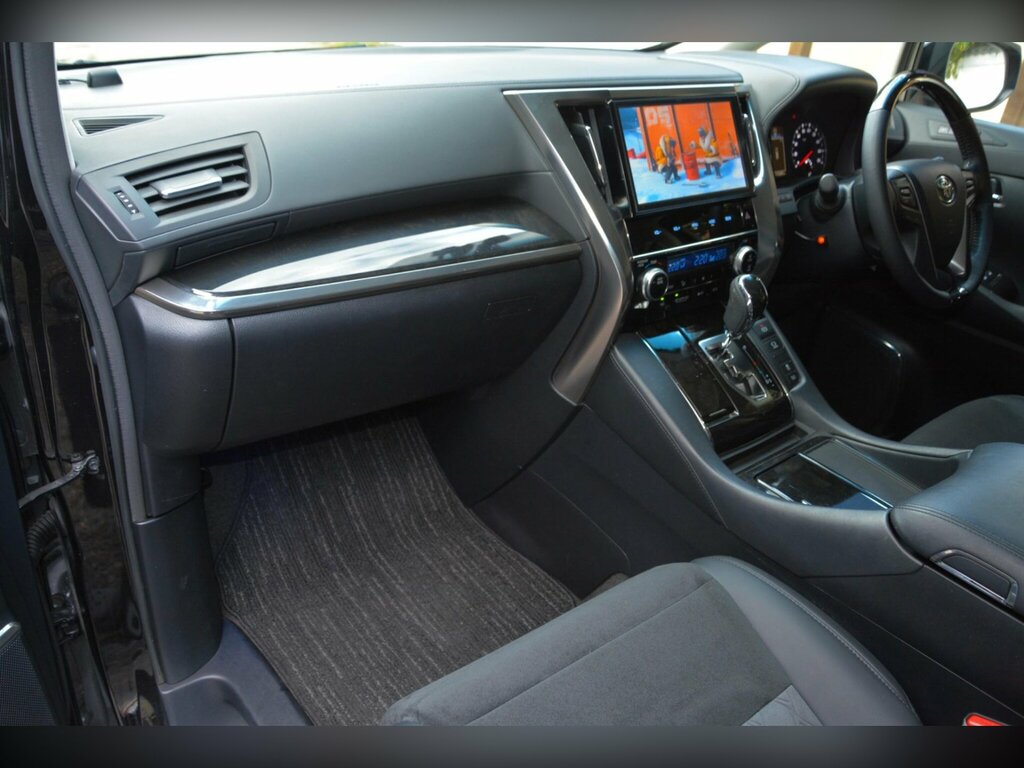 Toyota Vellfire Hybrid Black #29