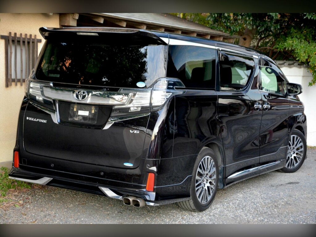 Toyota Vellfire Hybrid Black #7
