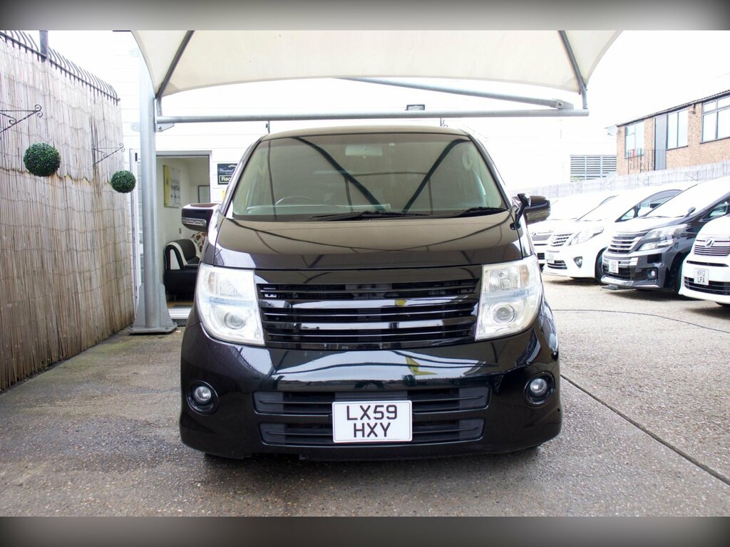 Nissan Elgrand 2.5 Service Records-eight Seater-ulez Black #5