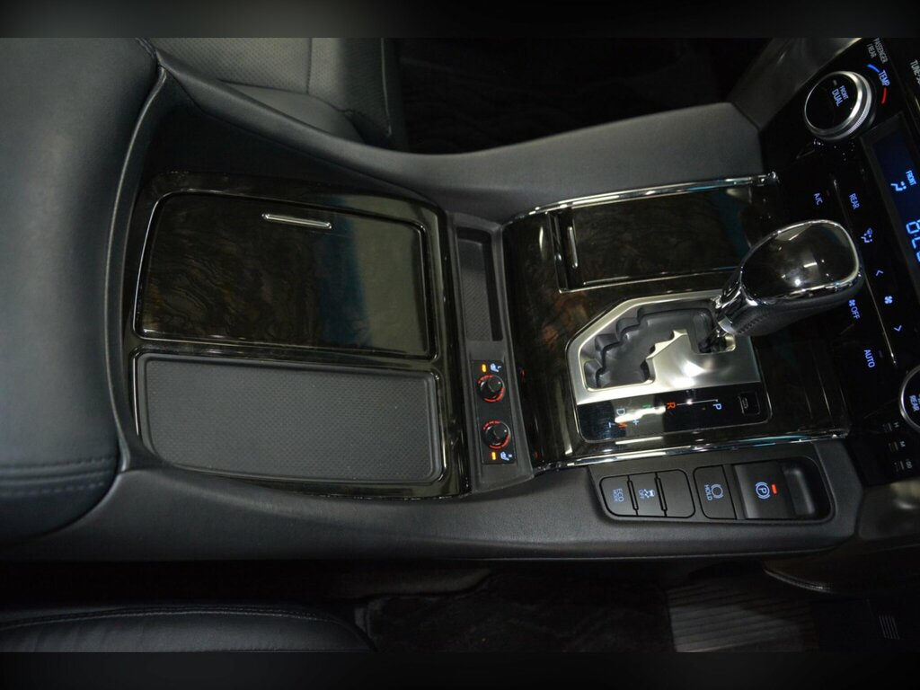 Toyota Vellfire 3.5 V6 Engine White #63