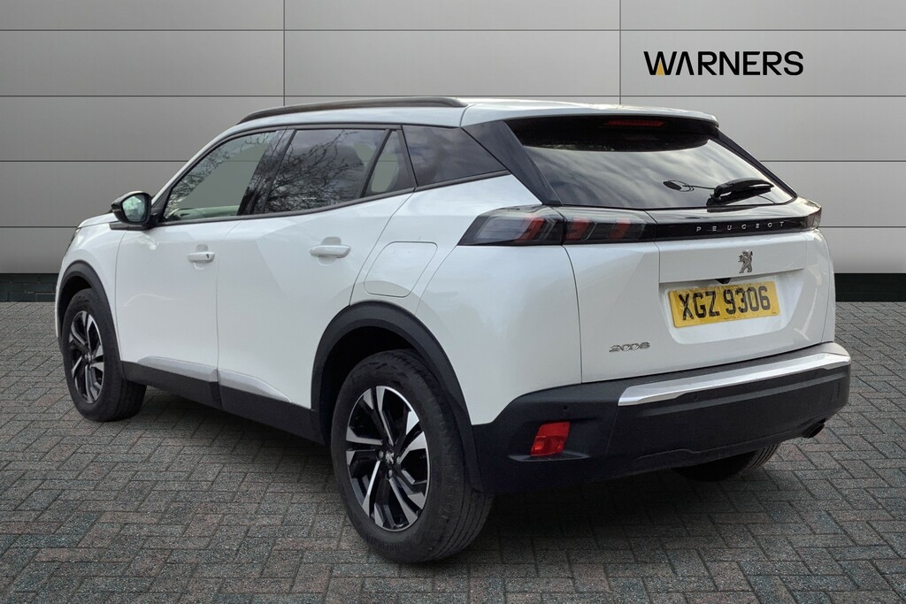 Peugeot 2008 1.2 Puretech Allure Premium XGZ9306 White #3