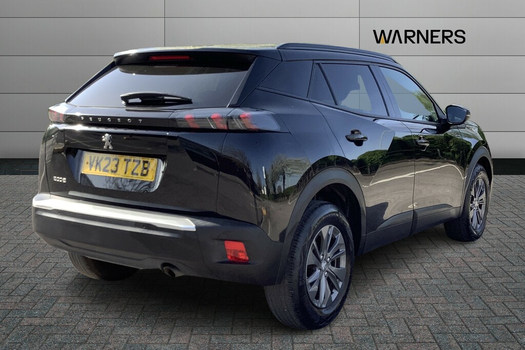 Peugeot 2008 1.2 Puretech Active Premium VK23TZB Black #4