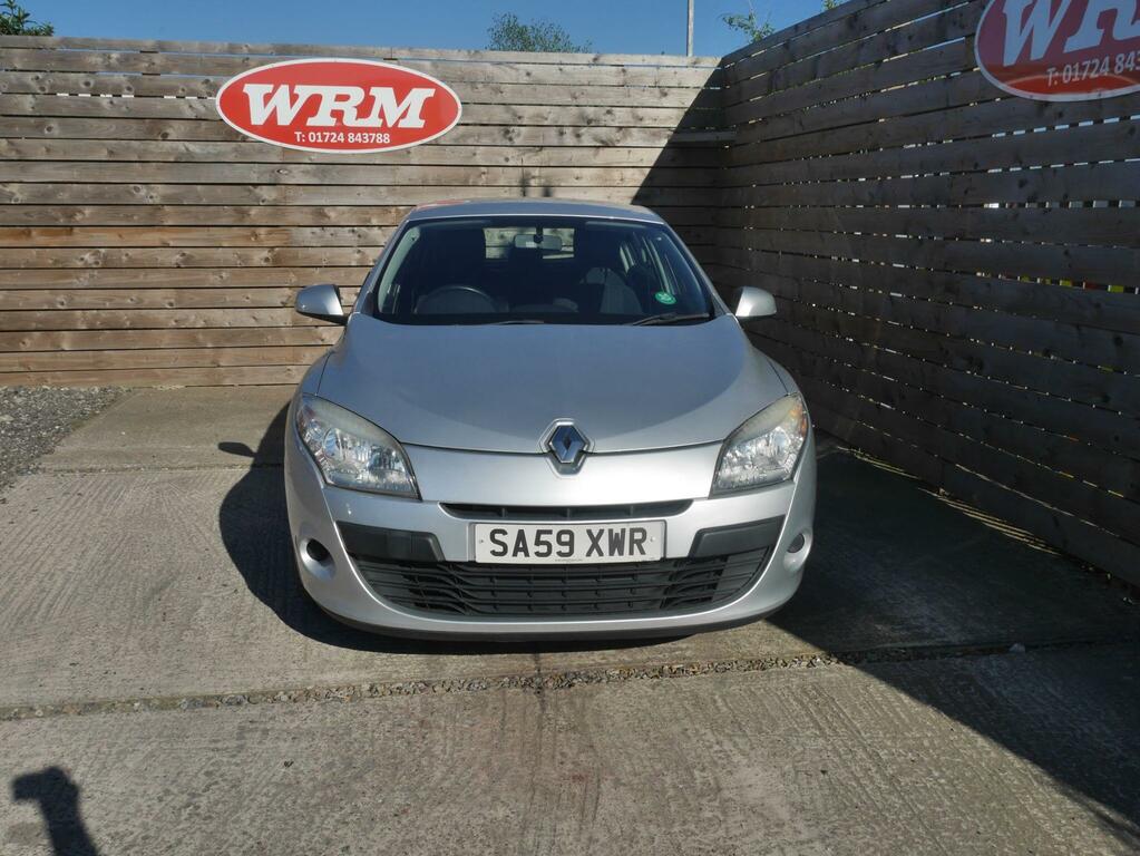 Renault Megane 1.6 16V Expression Hatchback Eur Silver #3
