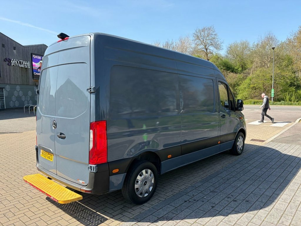 Mercedes-Benz Sprinter 2.1L Null KR69GZD Grey #6