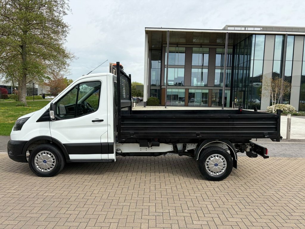 Ford Transit Custom 2L Leader DN72WWU White #3