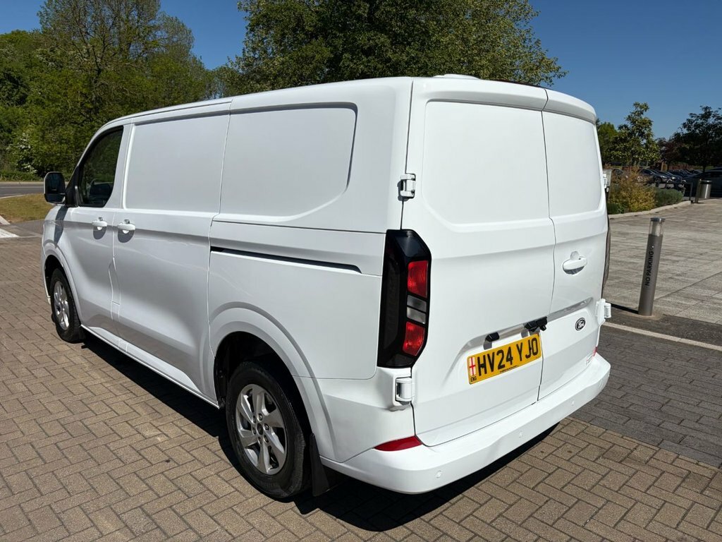 Ford Transit Custom 2L Limited HV24YJO White #4