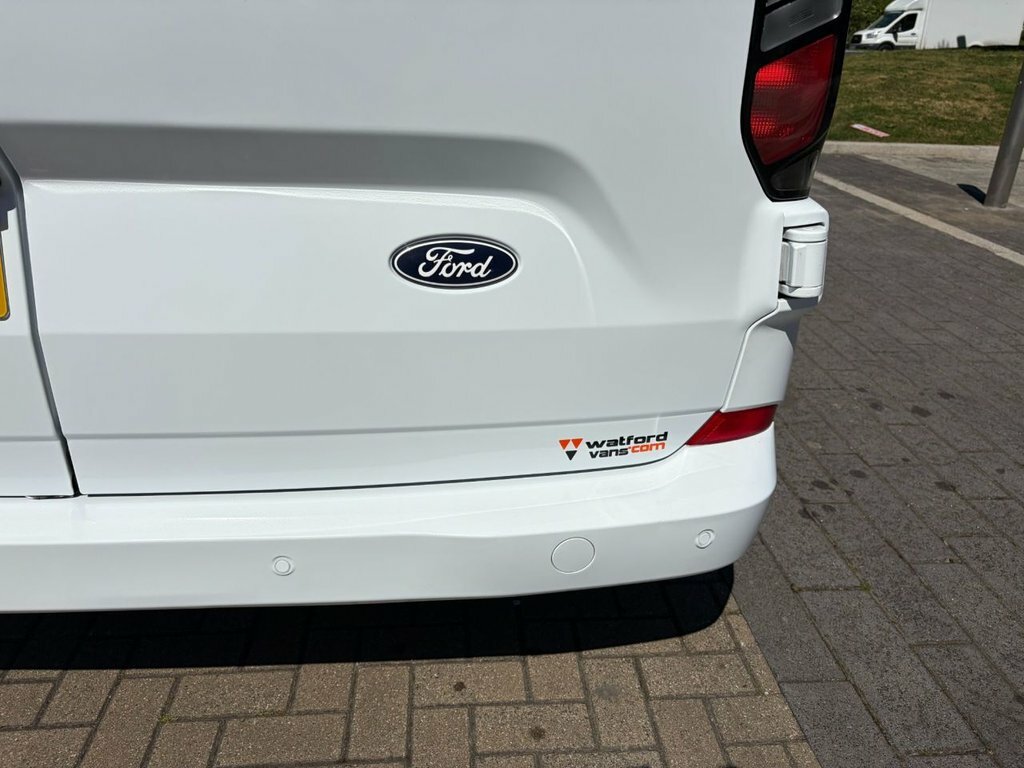 Ford Transit Custom 2L Limited HV24YJO White #6