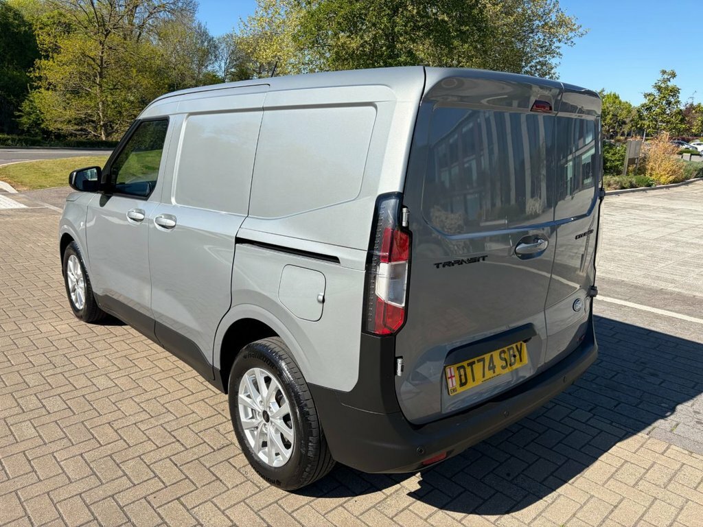 Ford Transit Courier 1L Limited DT74SBY Silver #4