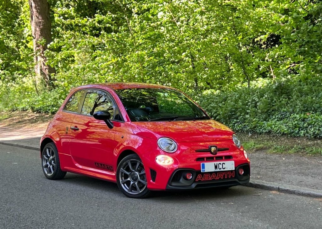 Abarth 595 1.4L 70Th Red