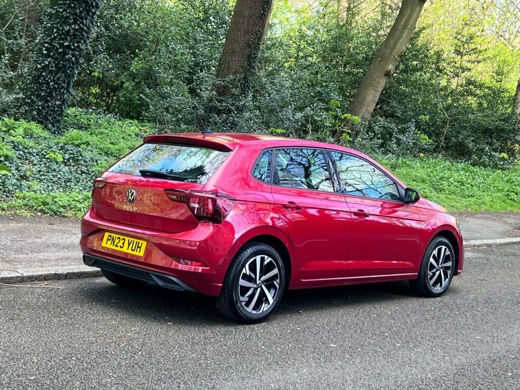 Volkswagen Polo 1L Life Red #6