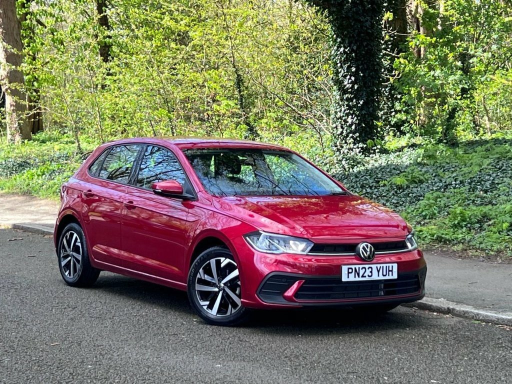 Volkswagen Polo 1L Life Red