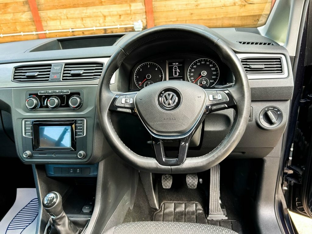 Volkswagen Caddy Maxi Life 2L Null YF20HND Blue #2